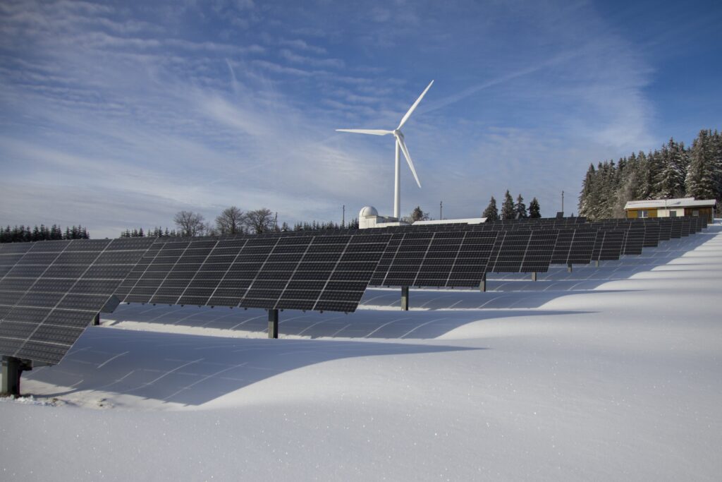 Photovoltaik im Winter Titel