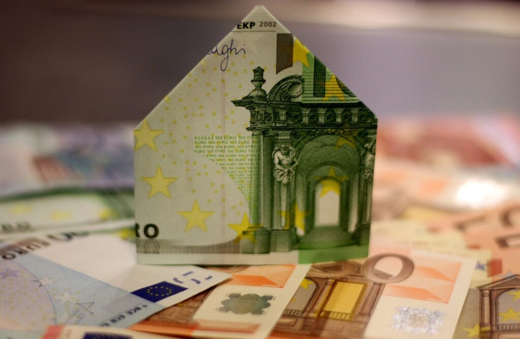 Finanzierung der Photovoltaikanlage, Titel